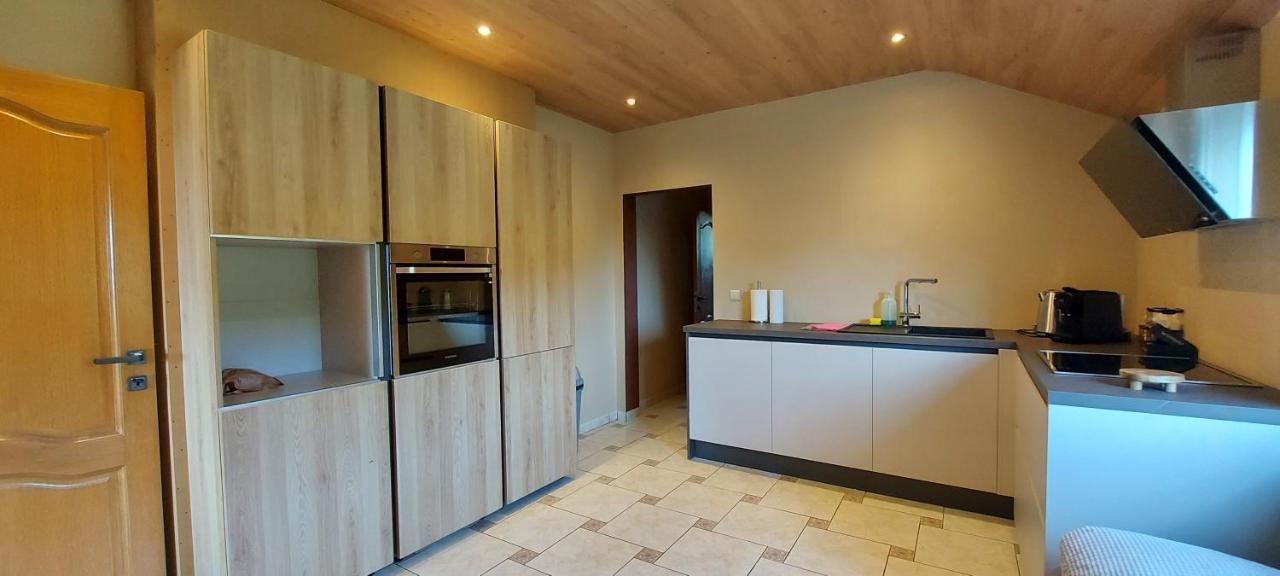 Nazareth Logement Un Magnifique Logement De Vacances Bastogne Dış mekan fotoğraf