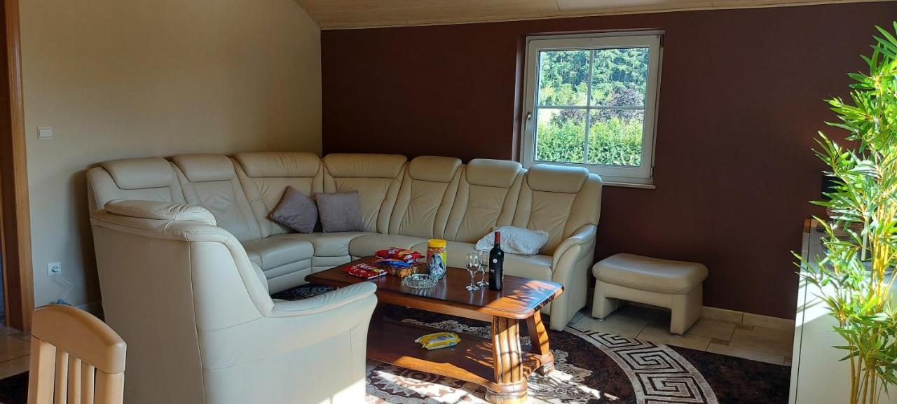 Nazareth Logement Un Magnifique Logement De Vacances Bastogne Dış mekan fotoğraf
