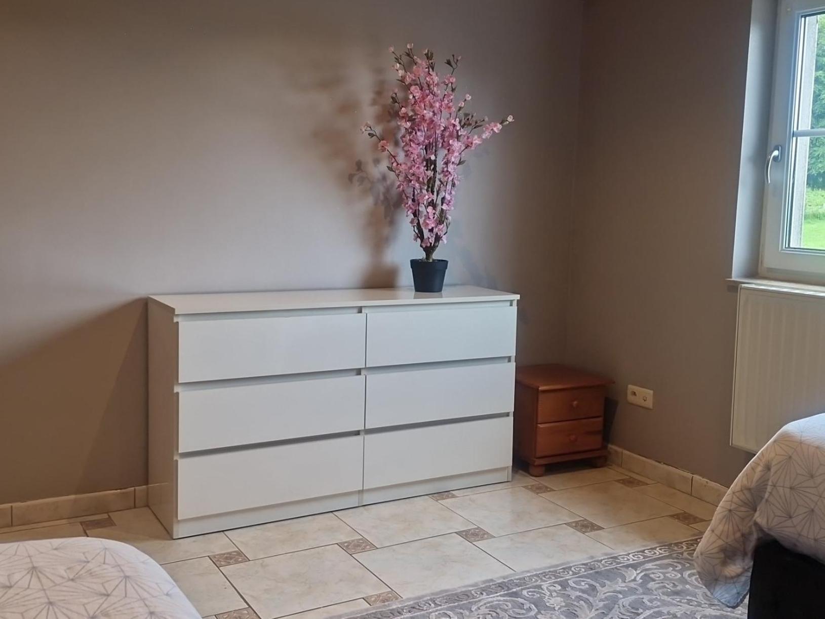 Nazareth Logement Un Magnifique Logement De Vacances Bastogne Dış mekan fotoğraf